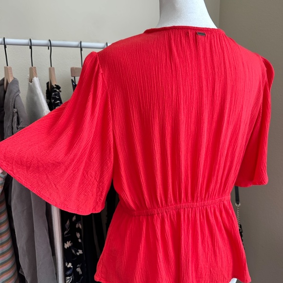 O'Neill Wes Solid Top red flouncy peplum size Large - Picture 9 of 15